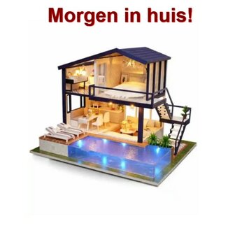 Miniatuur zelfbouw huisje met zwembad (inclusief verlichting)