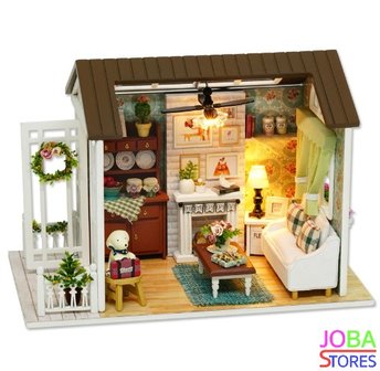 Miniatuur zelfbouw huisje - Happy Times (Z008)