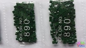 Nummer 890 vierkante steentjes (klein)