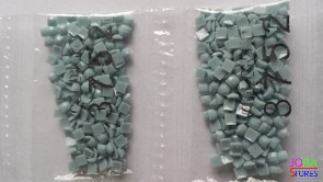 Nummer 3752 vierkante steentjes (klein)